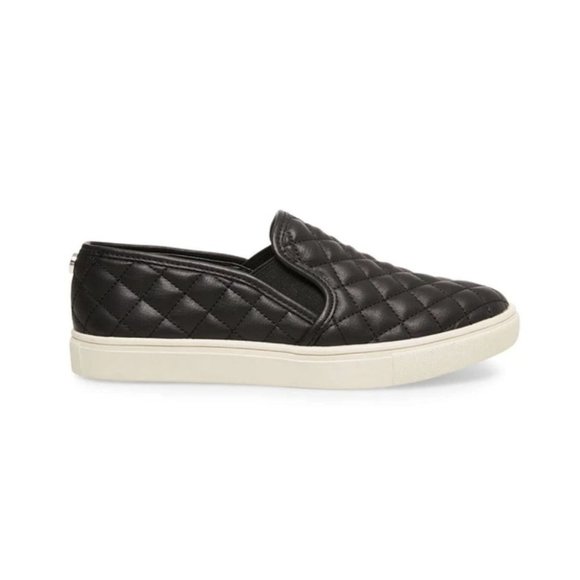 Steve Madden Shoes - Steve Madden ECENTRCQ BLACK Slip On SZ 10 EUC